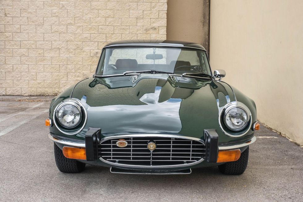 1974 Jaguar E-type Series 3 Convertible front