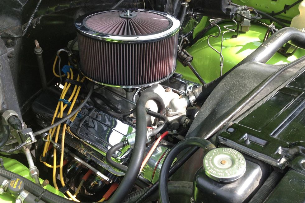 1977 Chevrolet K10 Scottsdale engine bay
