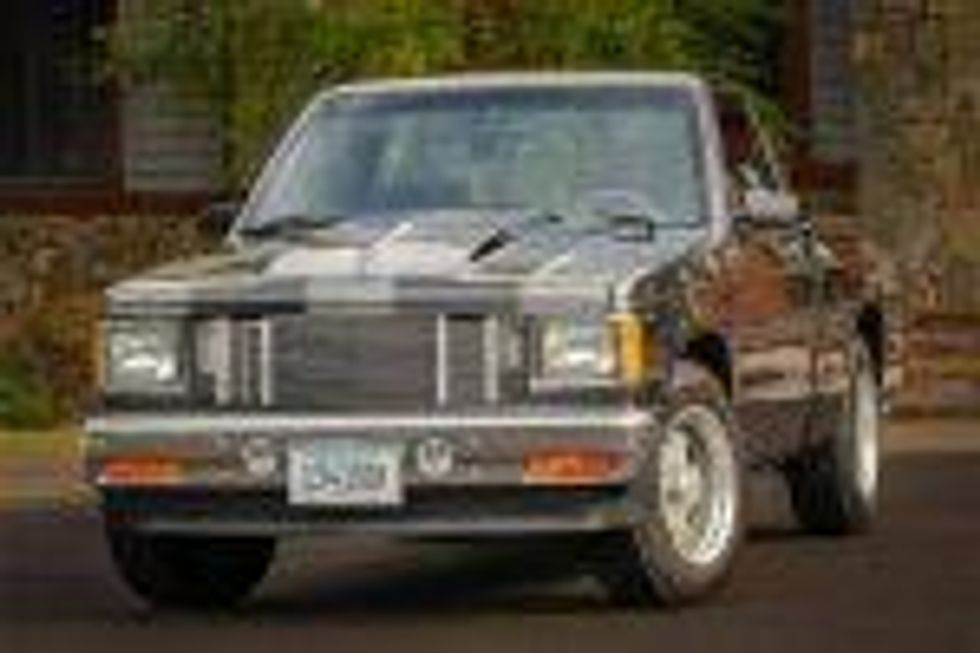 1987 Chevrolet S10 custom 350 V8 front
