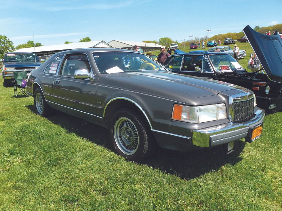A Well-Kept 1989 Lincoln Mark VII LSC Is A Car Corral Bargain