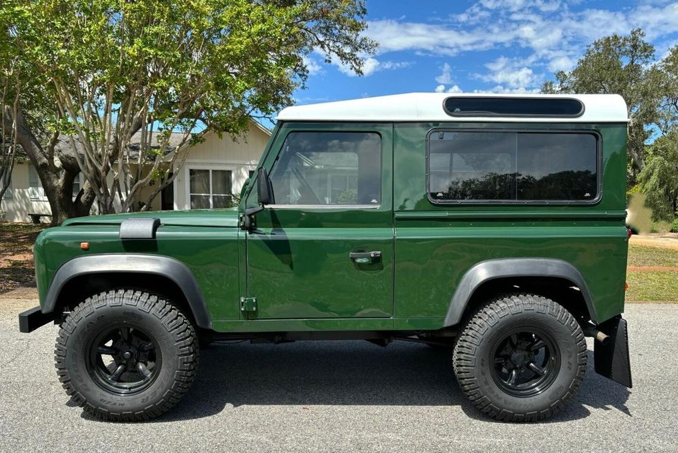 1990 Land Rover Defender 90, side view