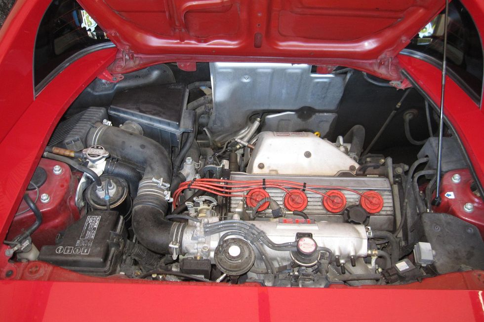 1991 Toyota MR2 engine bay