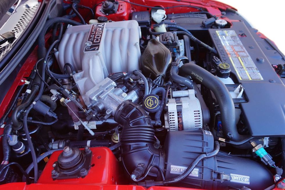1994 Ford Mustang SVT Cobra Indy Pace Car Replika 5,0-Liter/302-Kubikzoll-V8-Motor