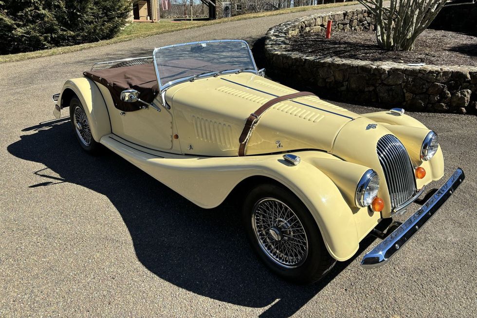 1994 Morgan Plus 4, front quarter, top down
