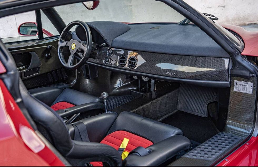 1995 Ferrari F50 - Interior