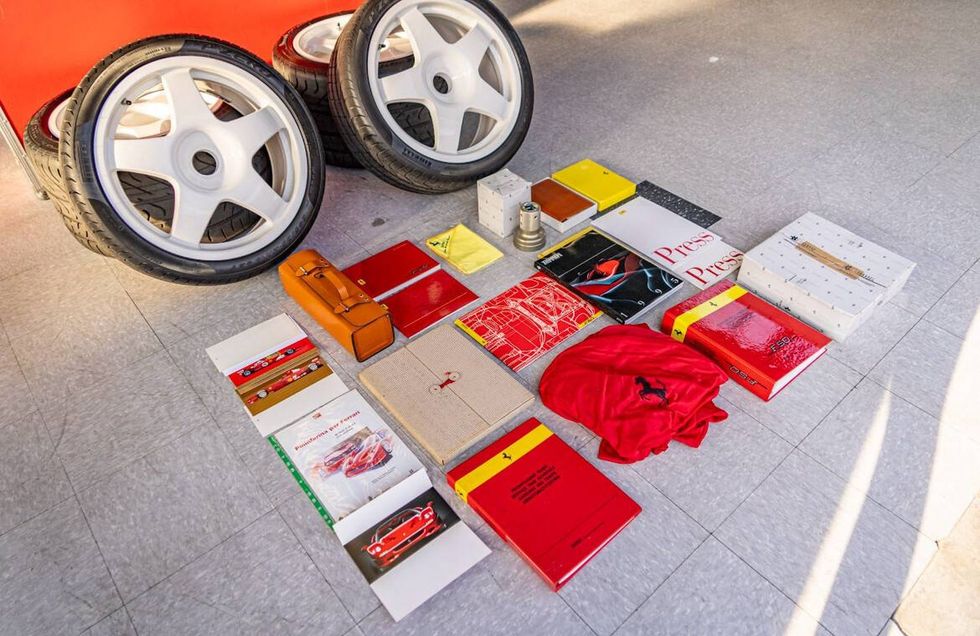 1995 Ferrari F50 - Racing bits and goodies