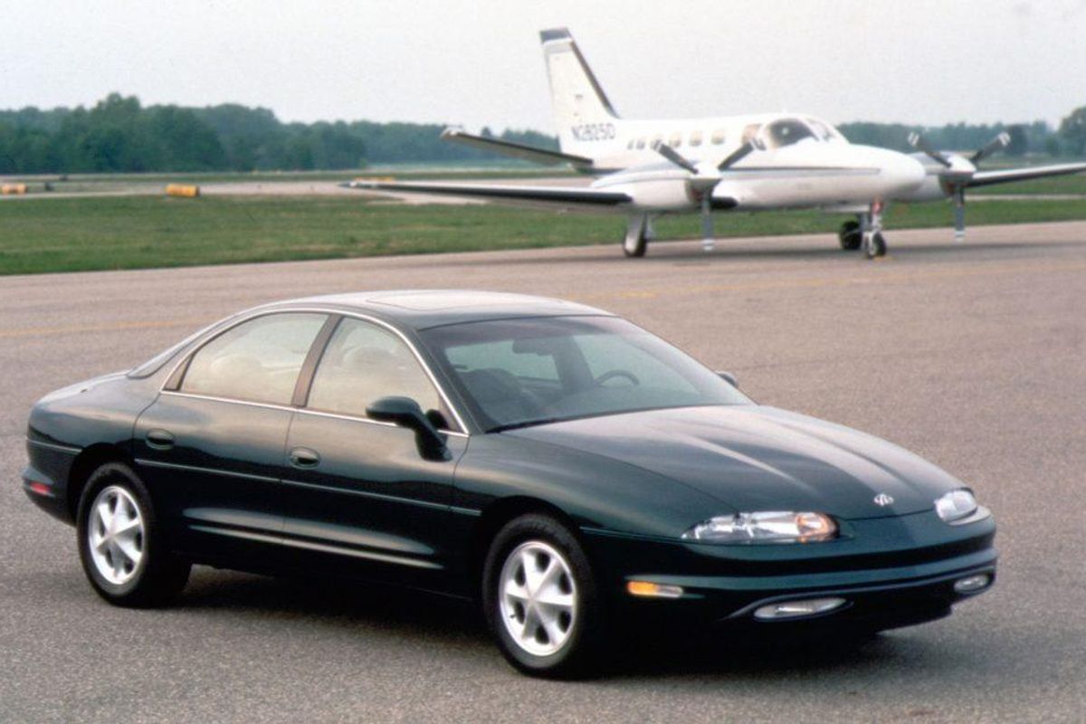 Twenty-five years ago, Oldsmobile pinned its hopes on the Aurora