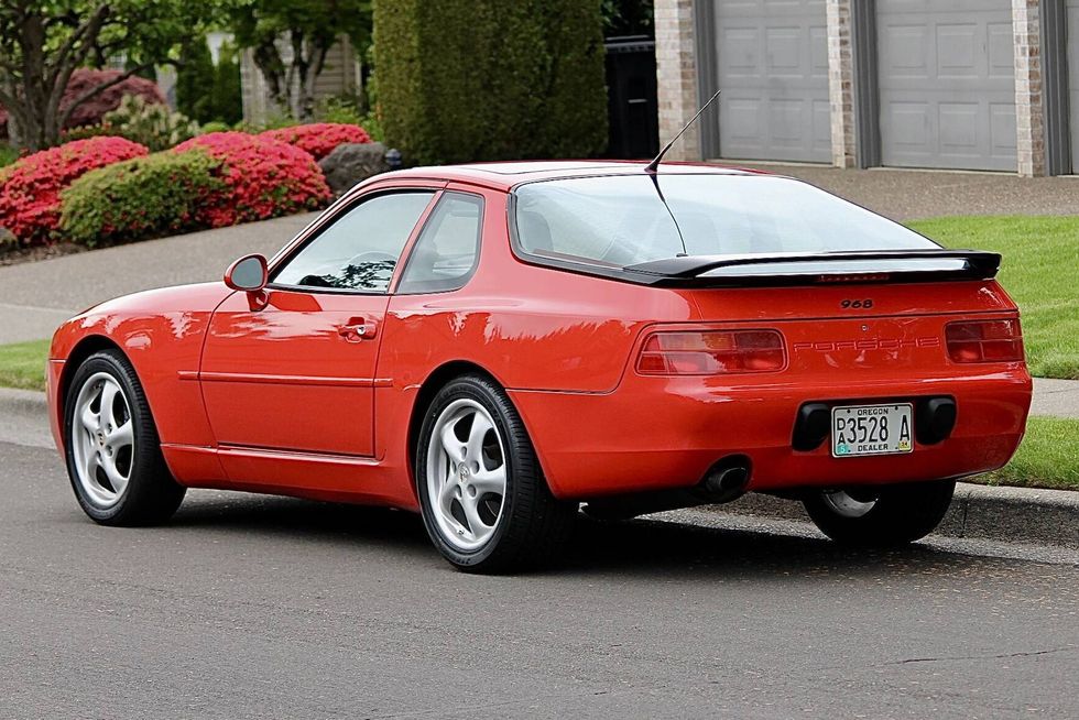 1995 Porsche 968 Coupe rear quarter