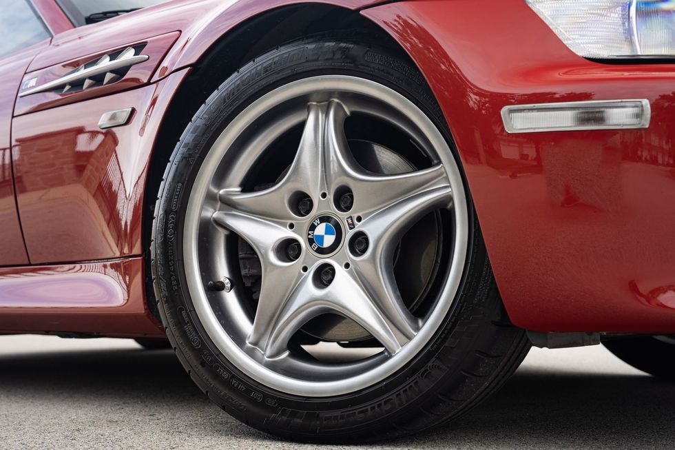 2001 BMW M Coupe Imola Red 17-inch alloy wheel