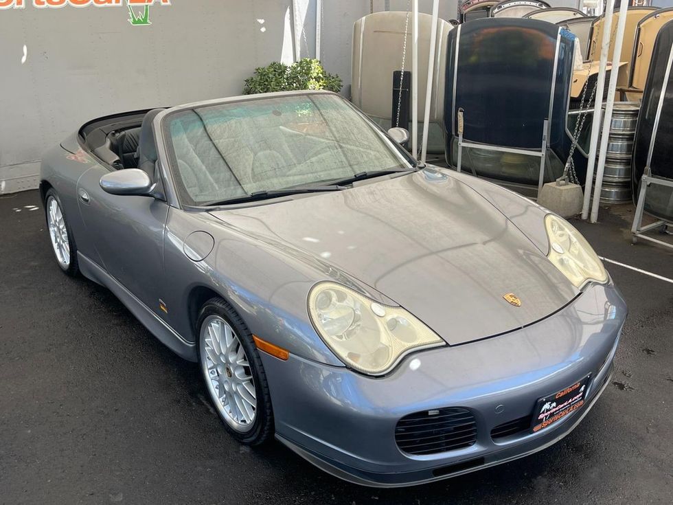 2002 Porsche Carrera 4 convertible - RH front 3/4 high