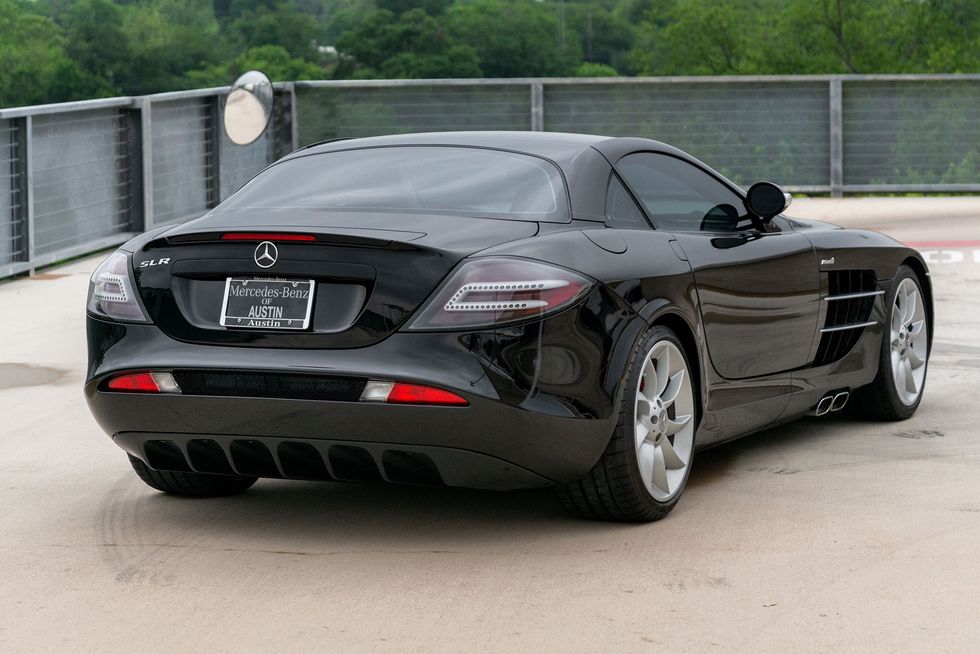 2006 Mercedes-Benz SLR McLaren rear quarter