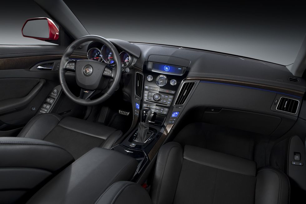 2011-u201914 CTS-V Wagon Interior
