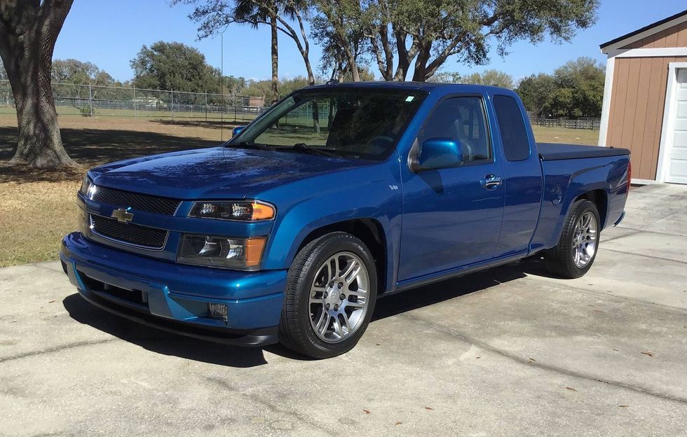 2012 Chevrolet Colorado LT3 Extended Cab pickup, front quarter