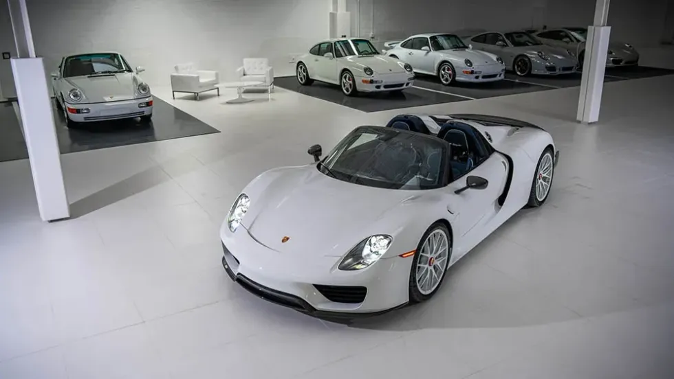 2015 Porsche 918 \u2018Weissach\u2019 Spyder
