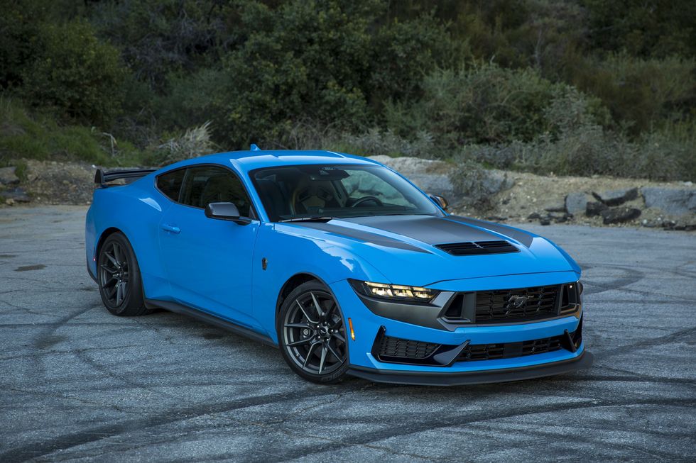 2024 Ford Mustang Dark Horse - Front 3/4 RH