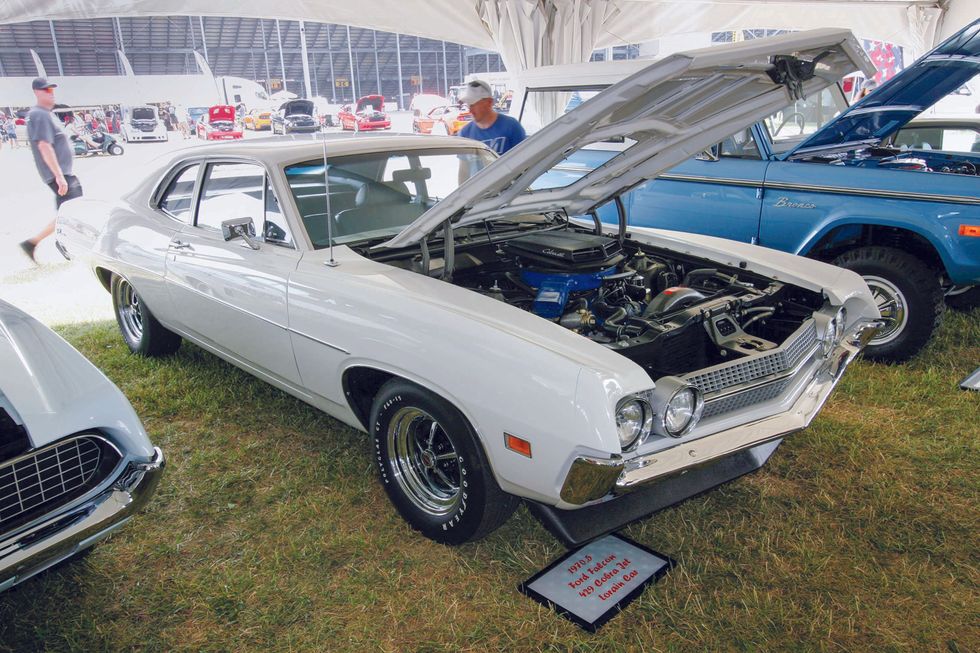 25th Annv. Ford Homecoming - 70\u00bd Ford Falcon 429SCJ