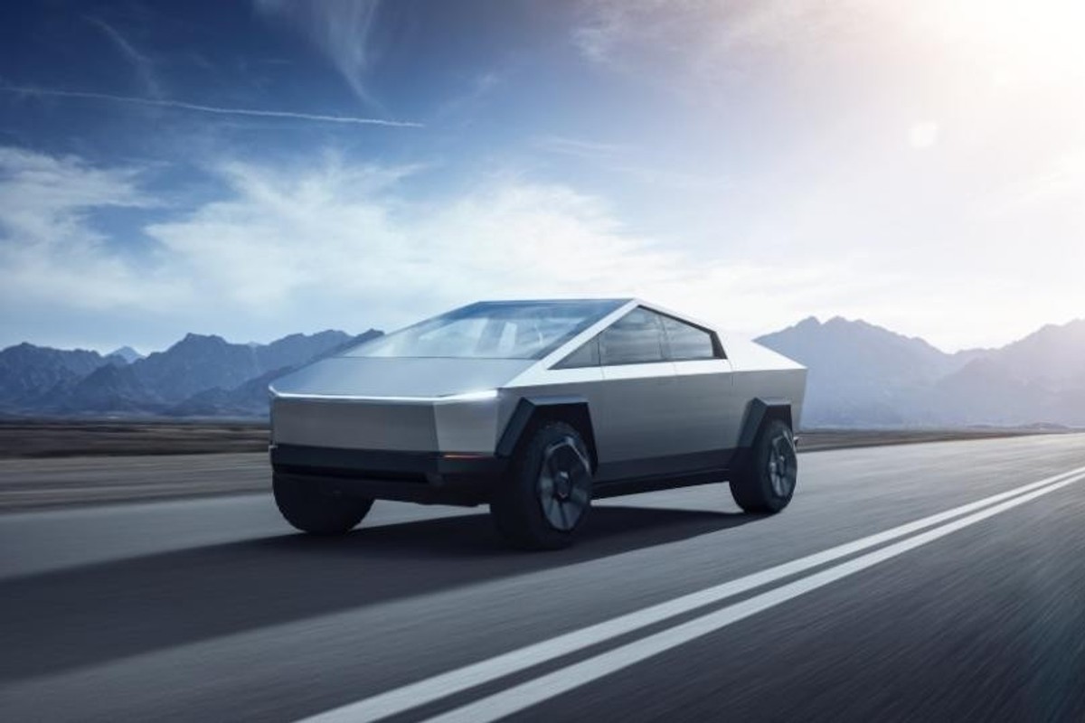 Are Cybertrucks Really Rusting? Tesla Engineers Blame ‘Surface ...