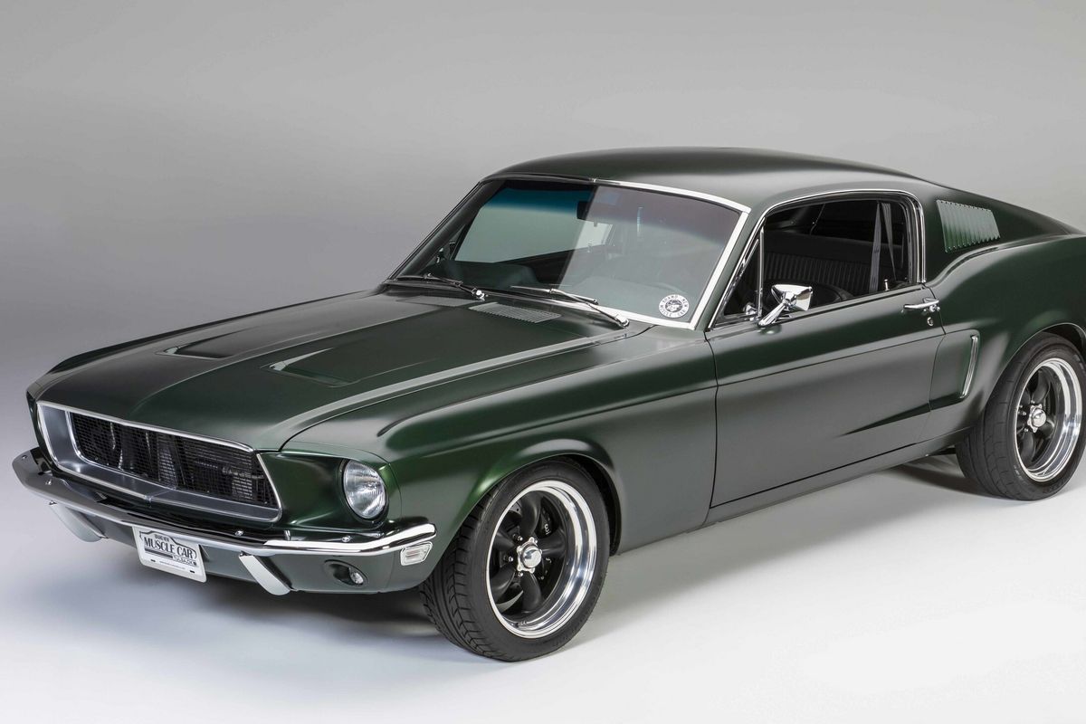 Barrett-Jackson 1968 Ford Mustang "Bullitt" replica