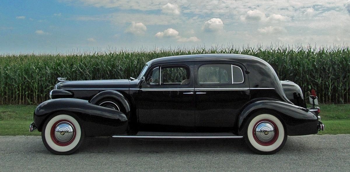 black 1937 Cadillac Fleetwood Series 75 Town Sedan profile