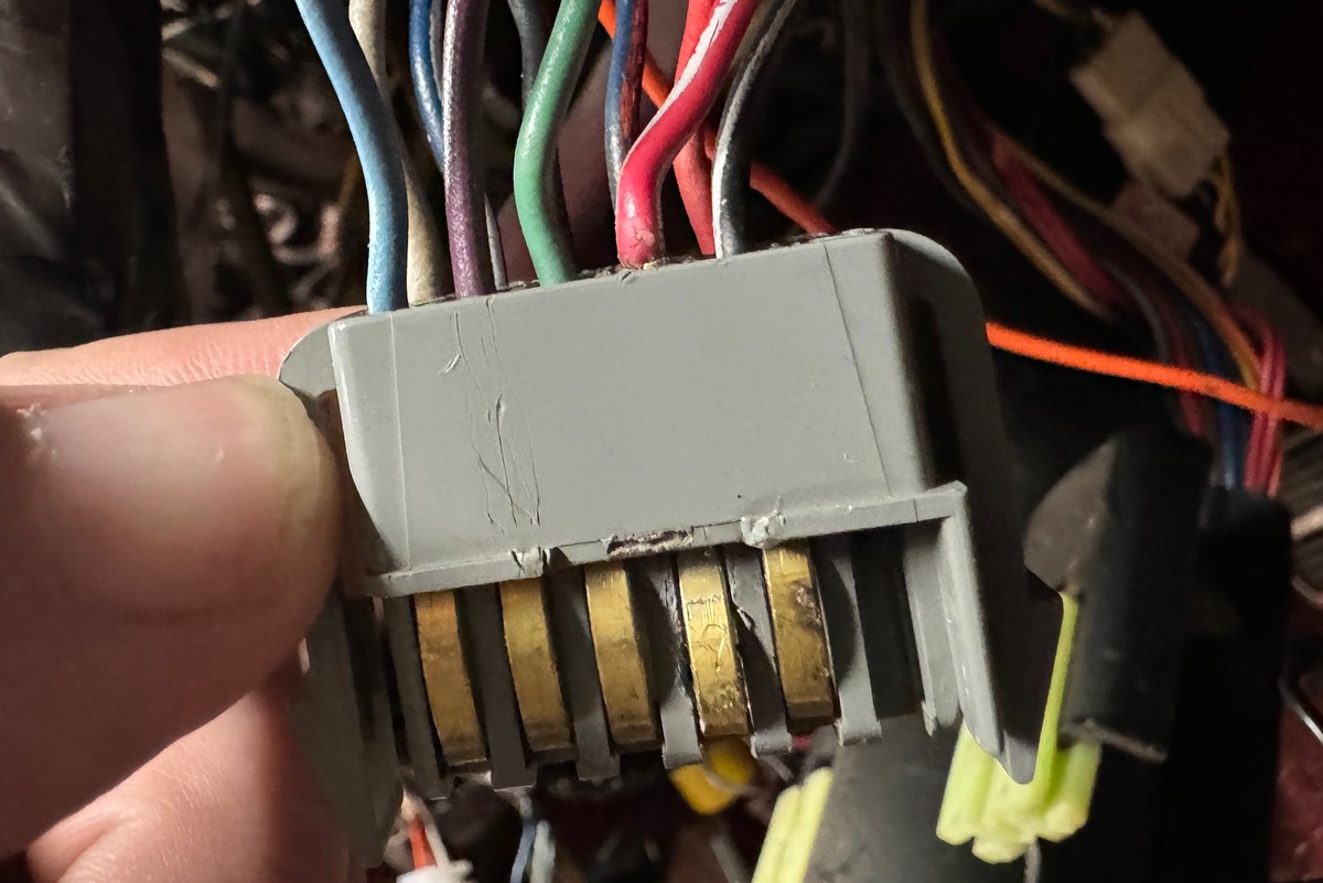 Classic Instruments installation - Scorch Marks