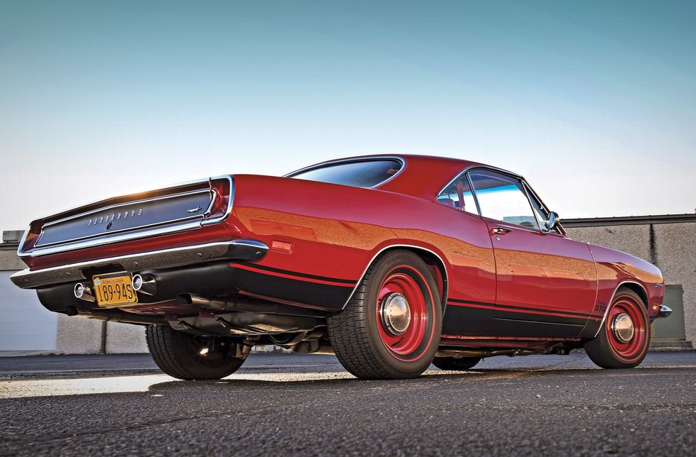 A 1969 Plymouth Barracuda Sheds The Slant Six for Gen III Hemi Power ...