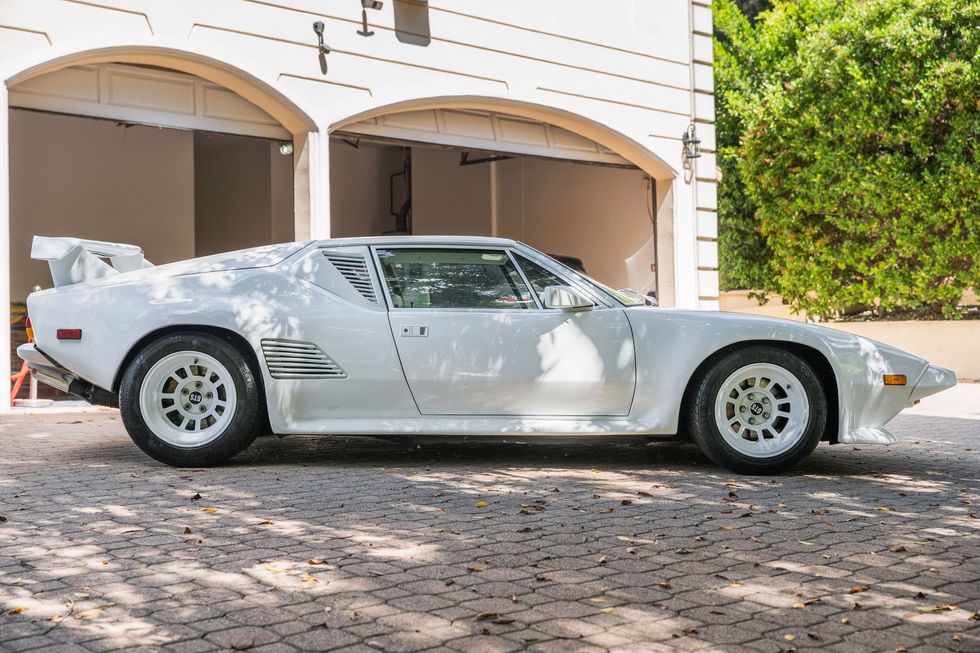 Find of the Day: Rare 1987 DeTomaso Pantera GT5-S Combines Italian ...