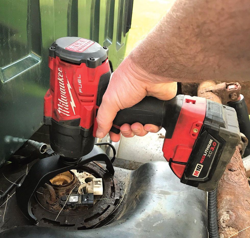 Power Tools Air vs Electric Hemmings