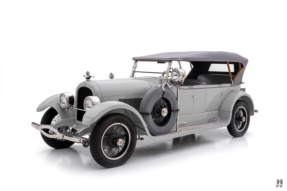 gray 1922 Marmon Model 34B four-passenger speedster front quarter
