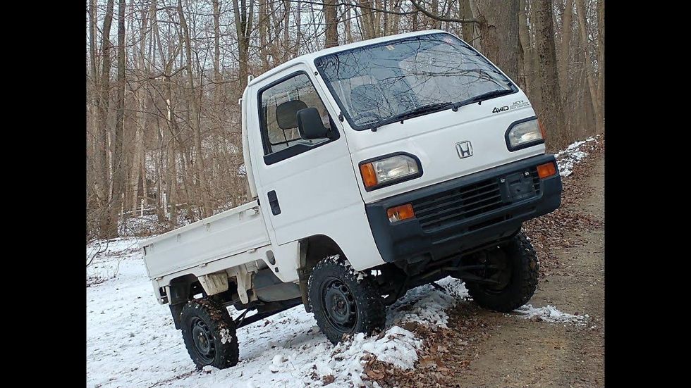 Rural Americans are importing tiny Japanese pickup trucks