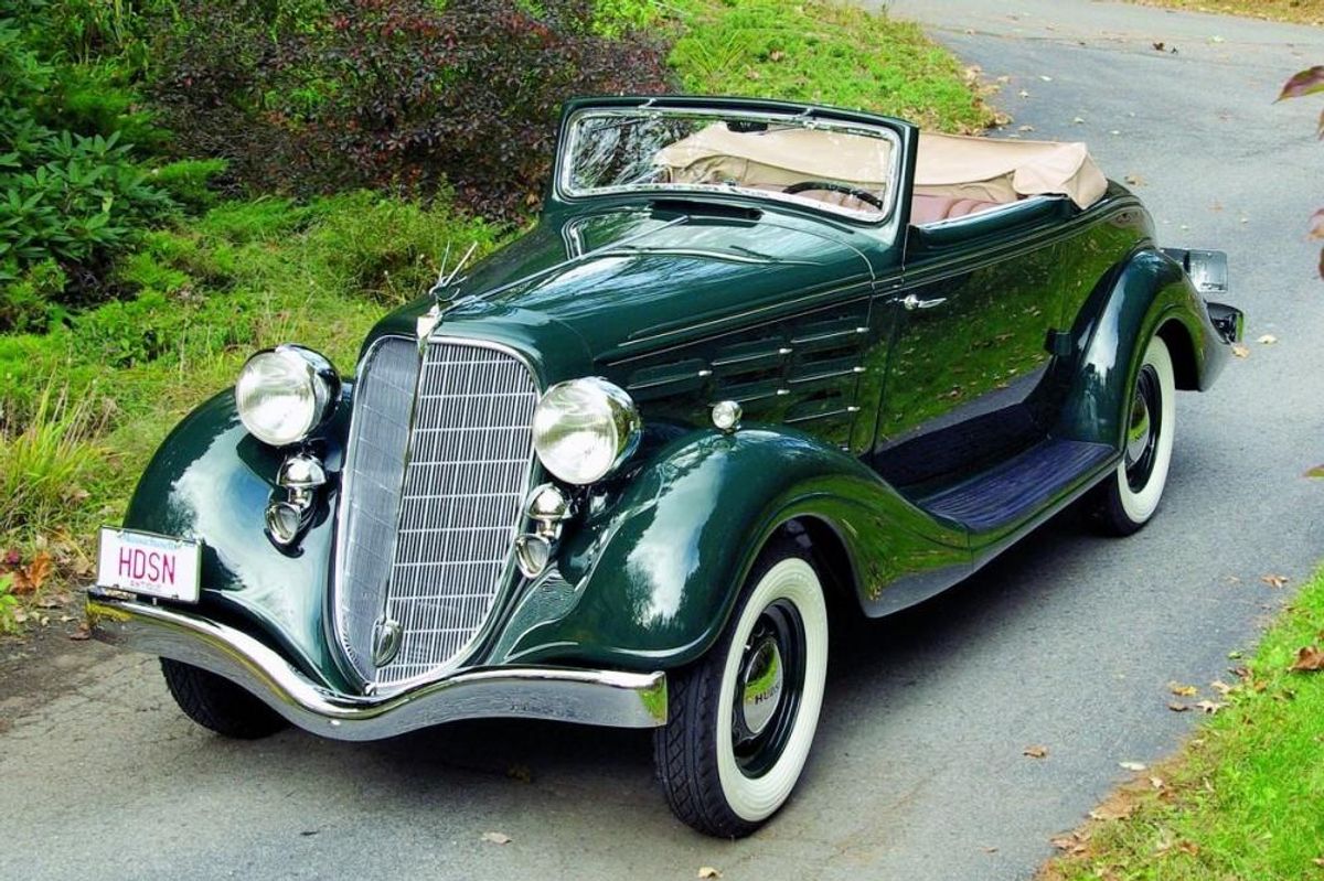 Deco Diva - 1934 Hudson Convertible Coupe