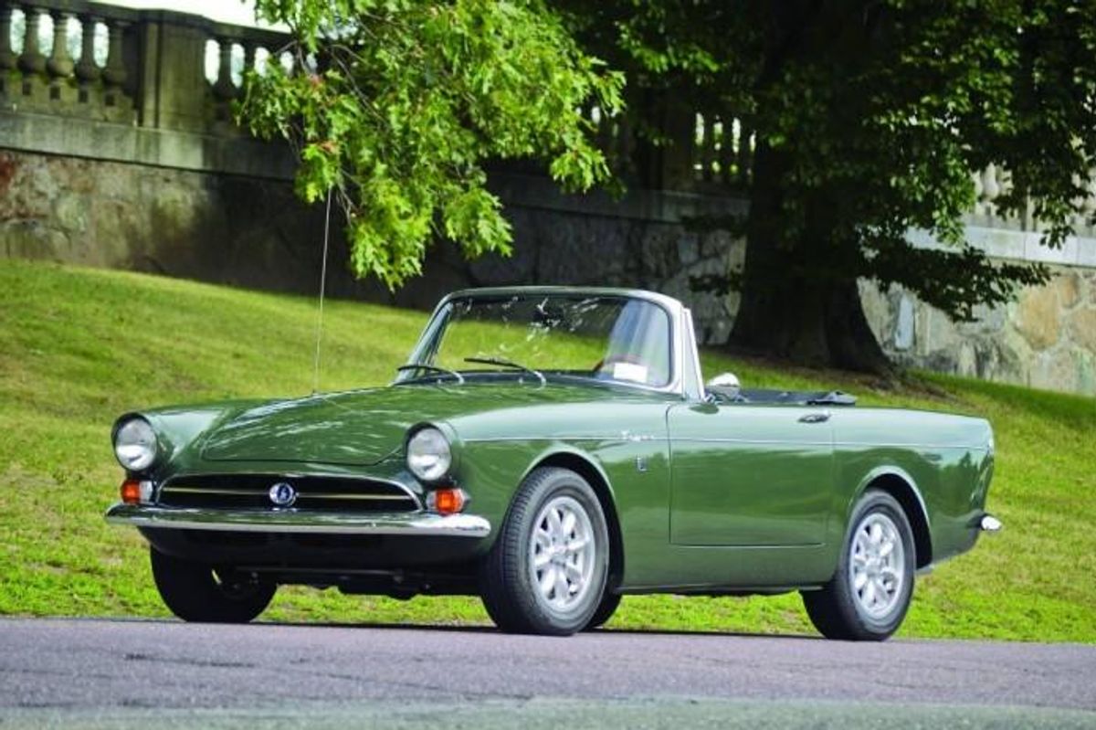 A few minutes with Andy Rooney's Tiger - 1966 Sunbeam Tiger