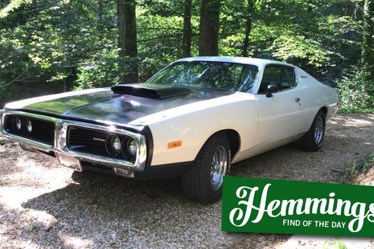 Hemmings Find of the Day: 1972 Dodge Charger SE | Hemmings