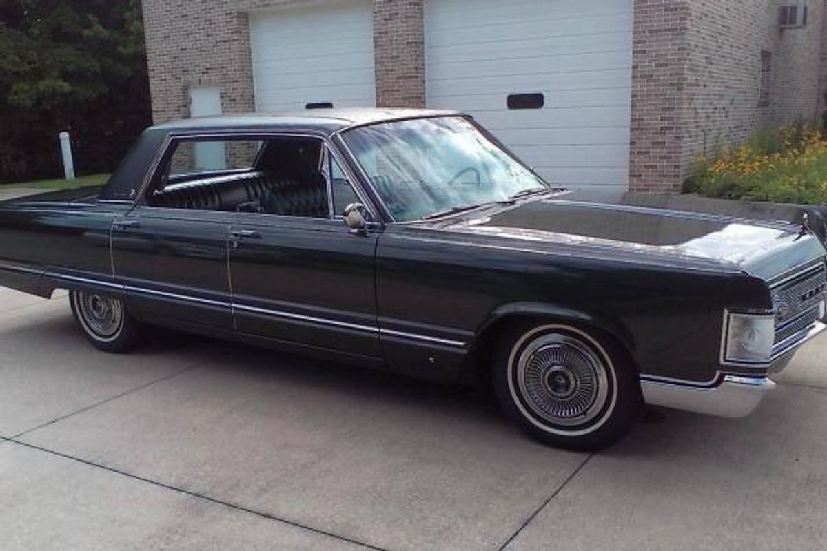 Hemmings Find of the Day - 1967 Imperial Crown