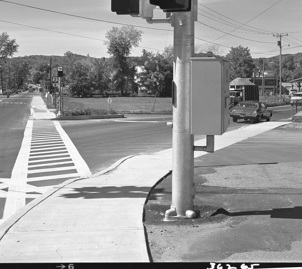 Carspotting St. Johnsbury, Vermont, 1978 Hemmings