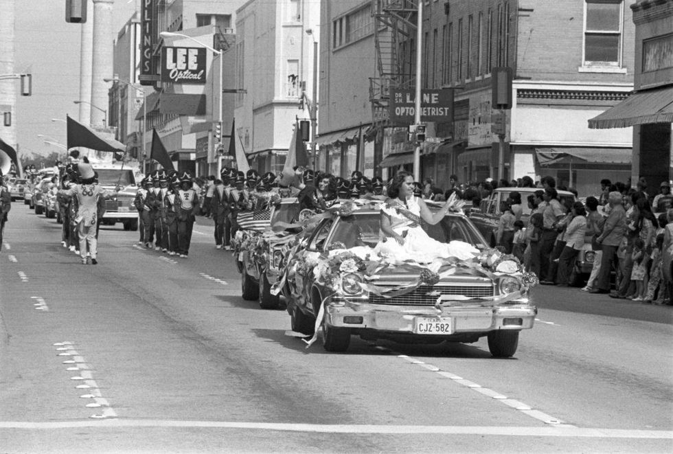 Carspotting: Fort Worth, Texas, 1977 | Hemmings