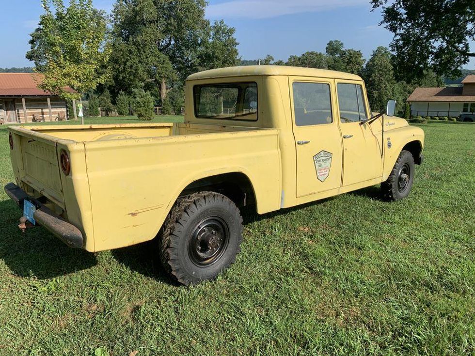 Is a Crew-cab, Four-wheel Drive 1961 International C120 Travelette ...