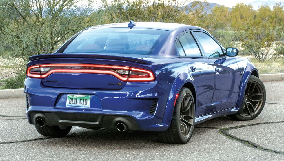 The 2020 Dodge Charger SRT Hellcat adds performance without adding a ...