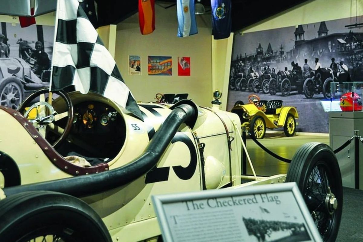 The Owls Head Transportation Museum Proves That Car Clubs Are Still