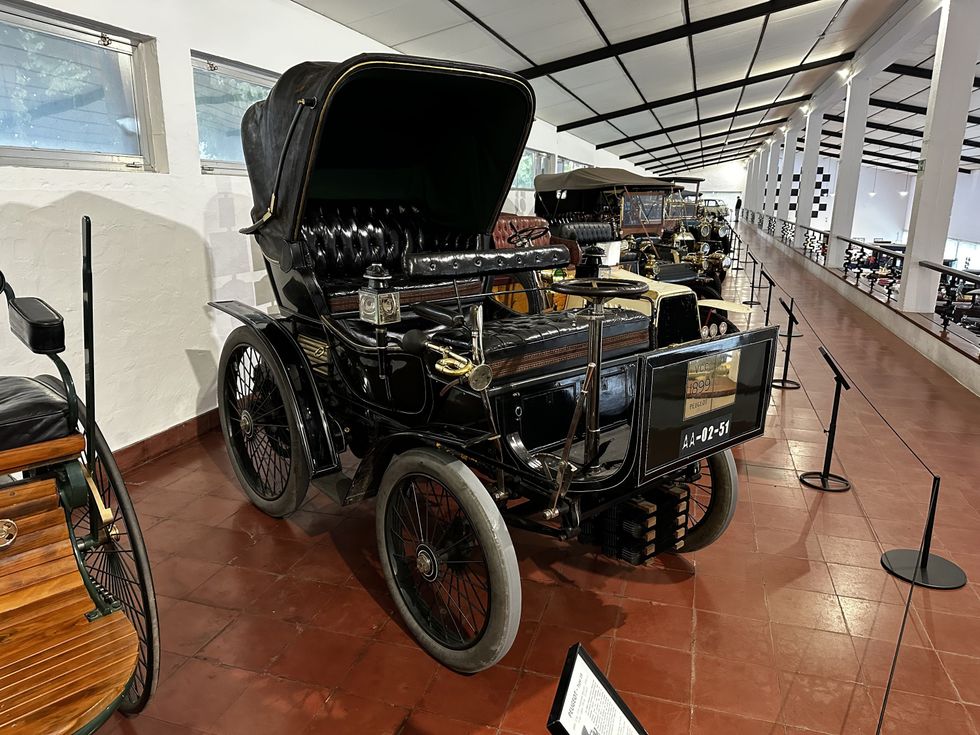 Museu do Caramulo - 1899 Peugeot Type 19