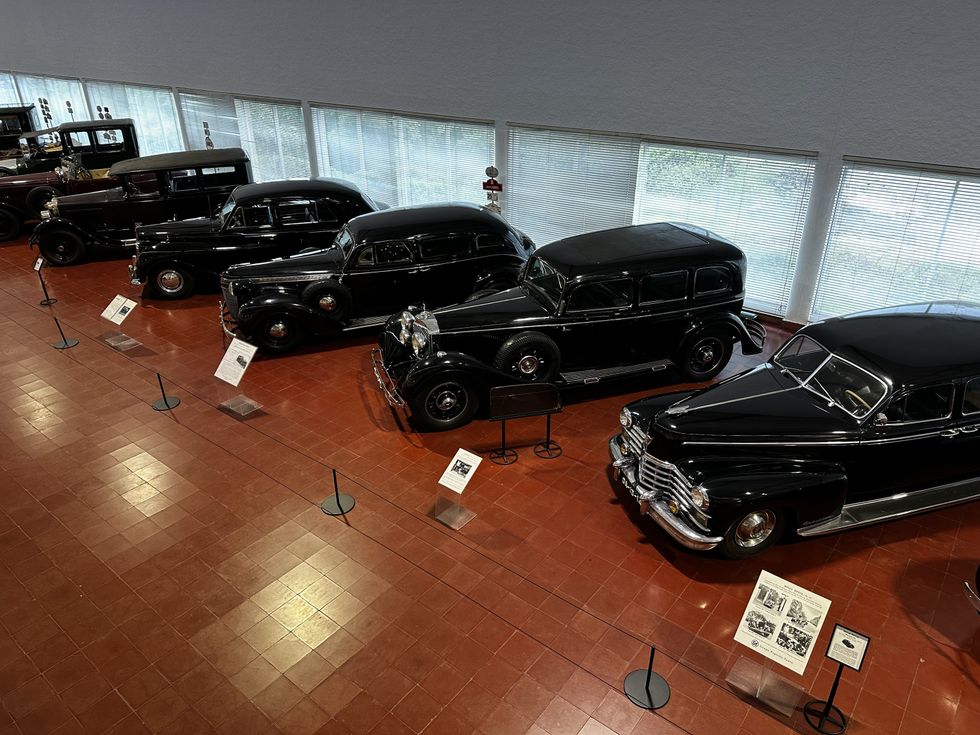 Museu do Caramulo - 1930s and 1940s limousines