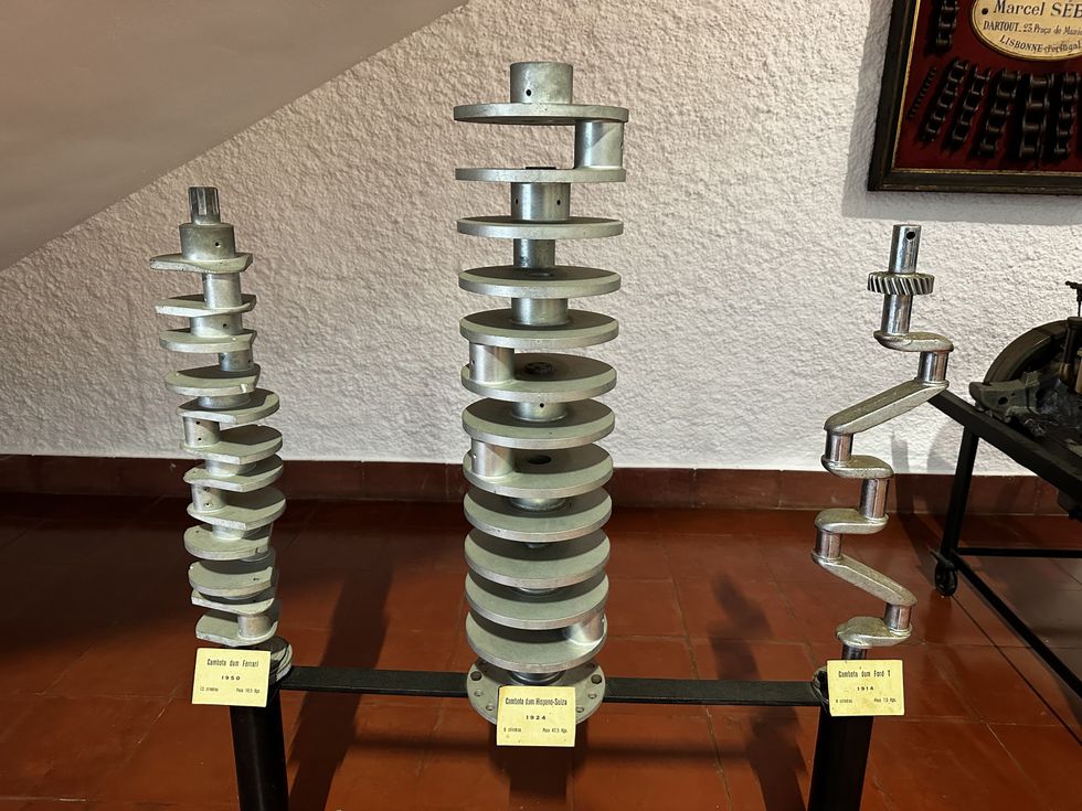 Museu do Caramulo - Crankshaft display
