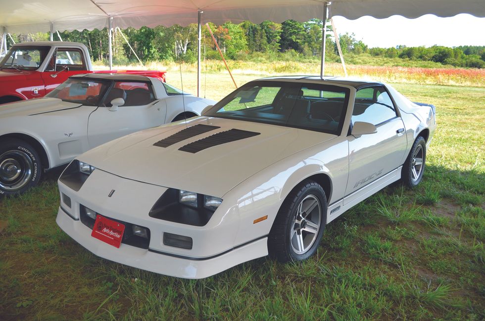 New England Auto Auction 2023 - 1986 Chevrolet Camaro IROC-Z