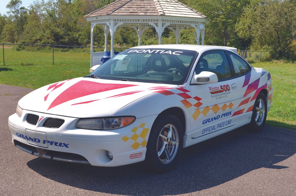 New England Auto Auction 2023 - 2000 Pontiac Grand Prix GTP NASCAR Pace Car