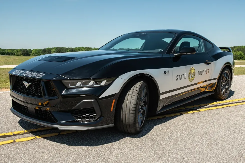 North Carolina State Highway Patrol Debuts Fleet of 5.0-liter V8 Ford Mustang GT Pony Cars