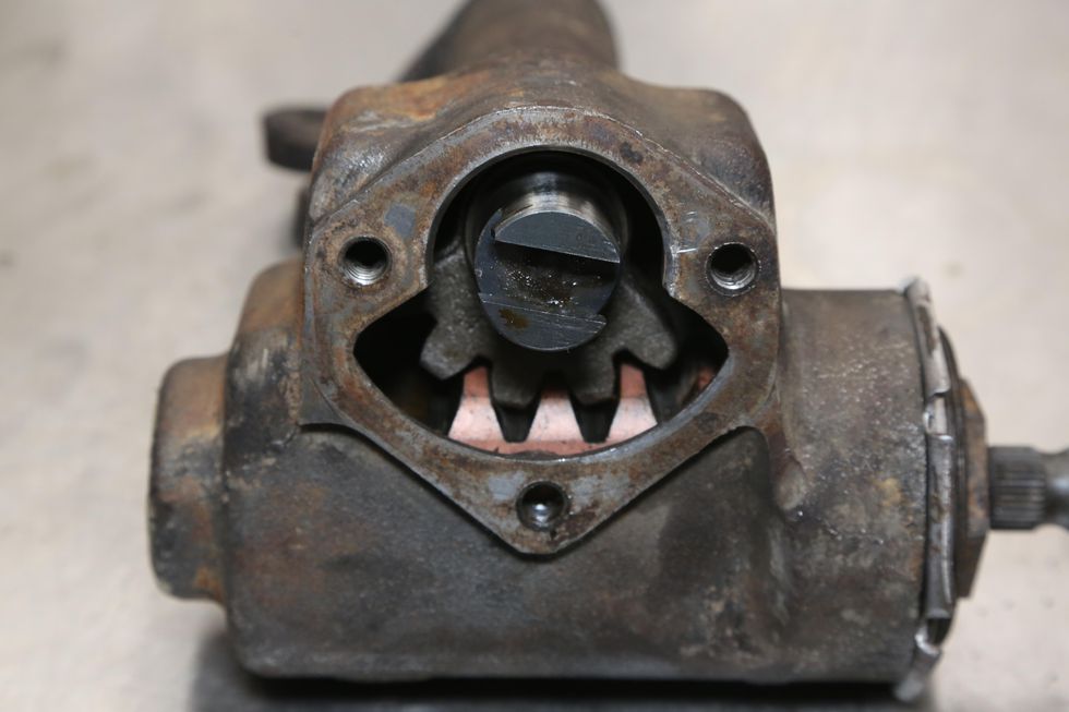 How to rebuild a manual steering box and eliminate sloppy steering