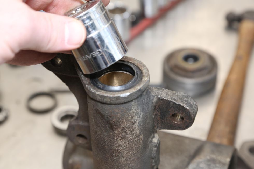 How to rebuild a manual steering box and eliminate sloppy steering