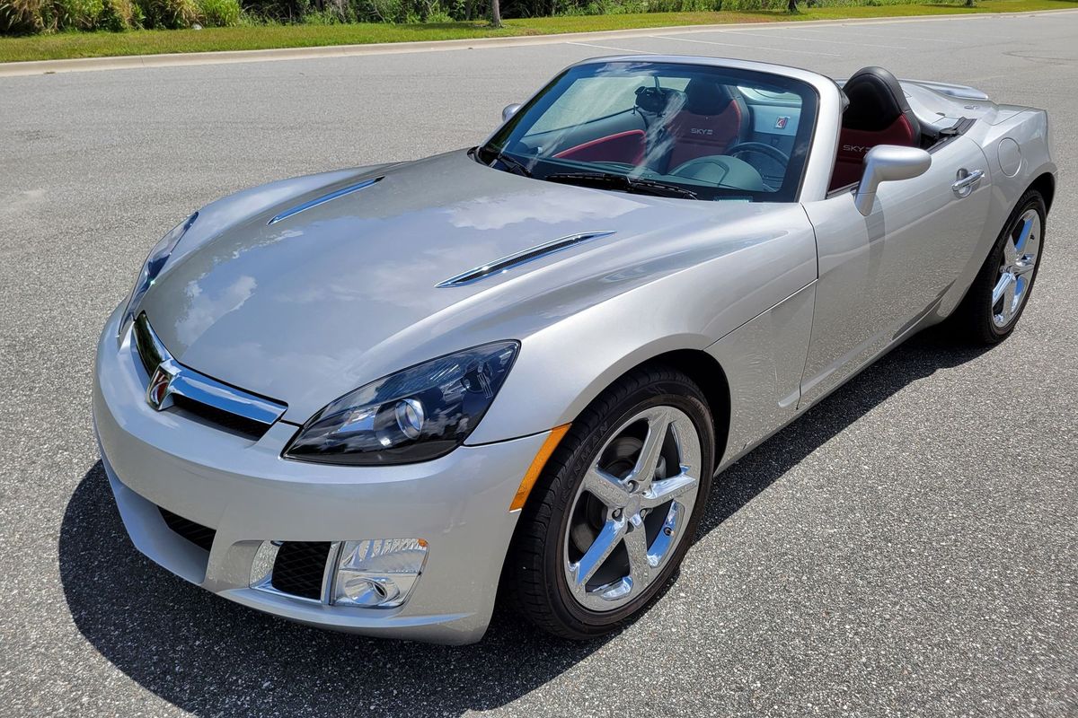 Grab A 2007-'10 Saturn Sky While They're Still Affordably Priced