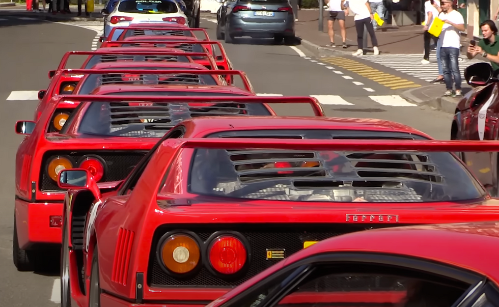 Video: Fleet of Nearly 40 Ferrari F40 Supercars Take a Countryside Tour
