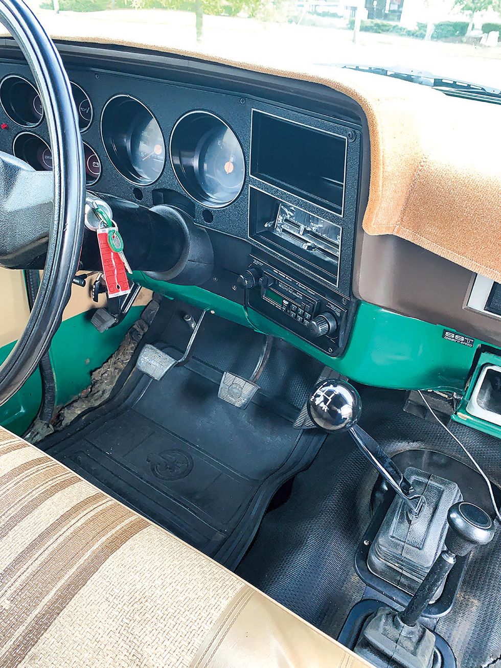 A fivespeed swap for 4x4s The details on our Chevy Suburban K20